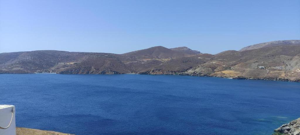 Asvestoti Mesonettes Blue Light Σιελ Μεζονετεs Hotel Pera Gyalos Eksteriør billede